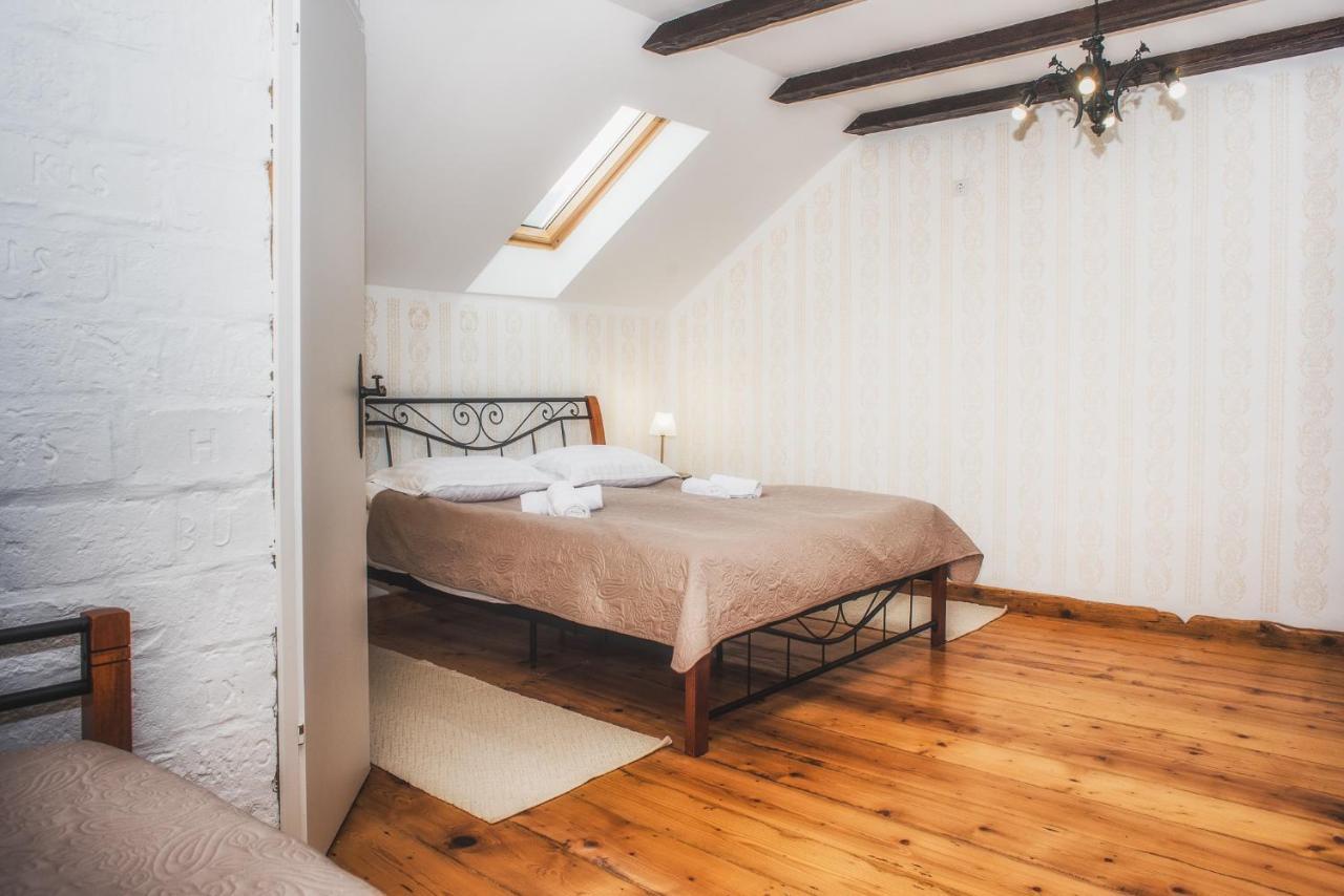 Tri Mudraca Inn Karanac 외부 사진