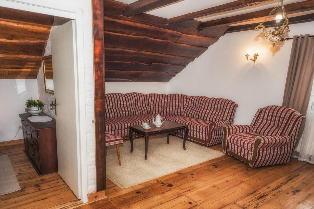 Tri Mudraca Inn Karanac 외부 사진